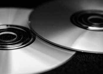 Windows10에 내장된 디스크 이미지 툴을 사용해서 손쉽게 ISO 이미지 파일을 마운트해서 CD/DVD 디스크에 파일을 굽기