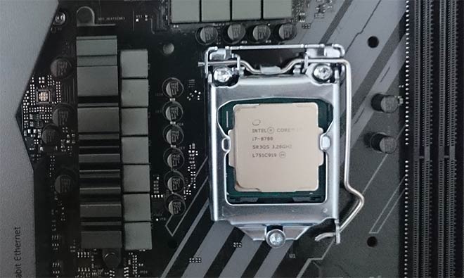 Intel CPU 프로세서 교체하여 PC 성능 업그레이드하기